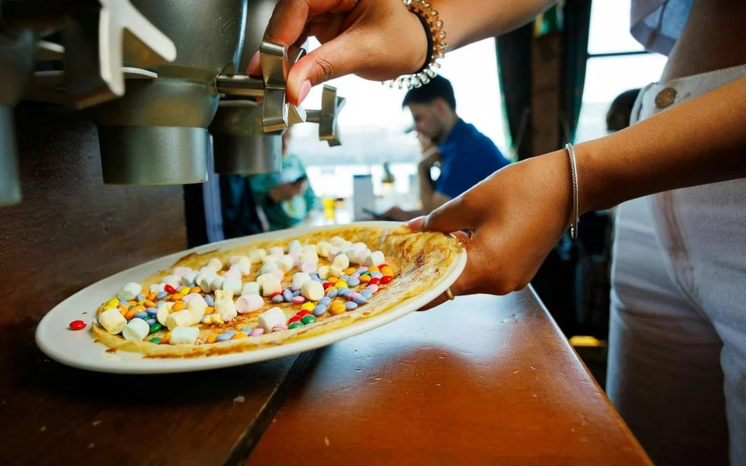 Amsterdam: 75-Min All-You-Can-Eat Dutch Pancake Cruise Image 6