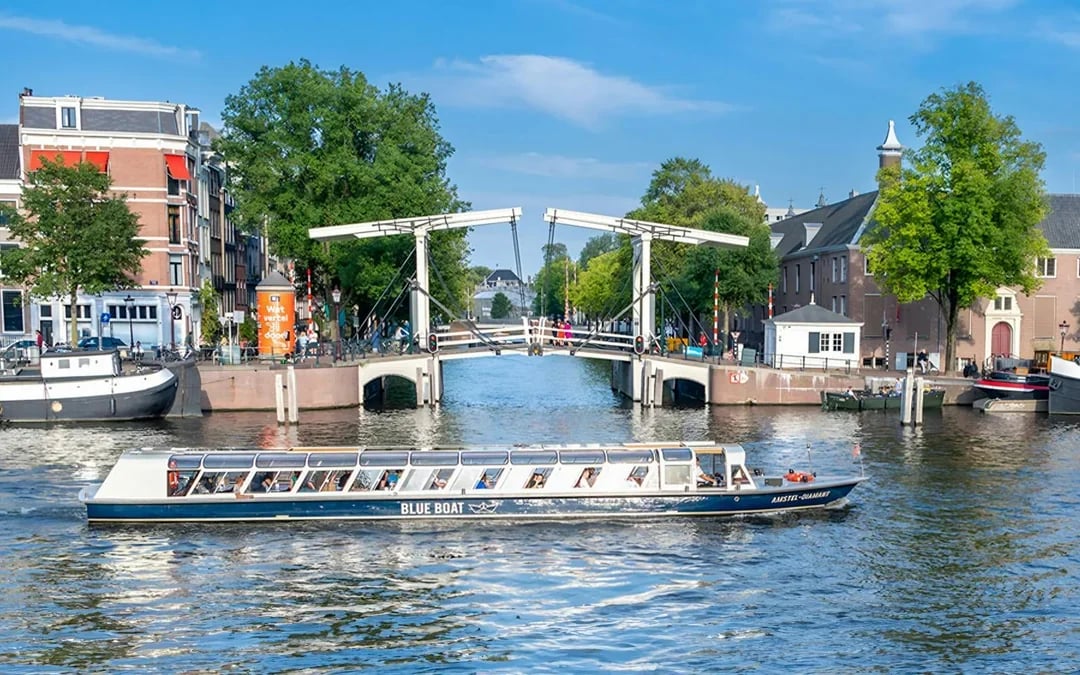 Amsterdam: 75-Min City Canal Cruise Image 1