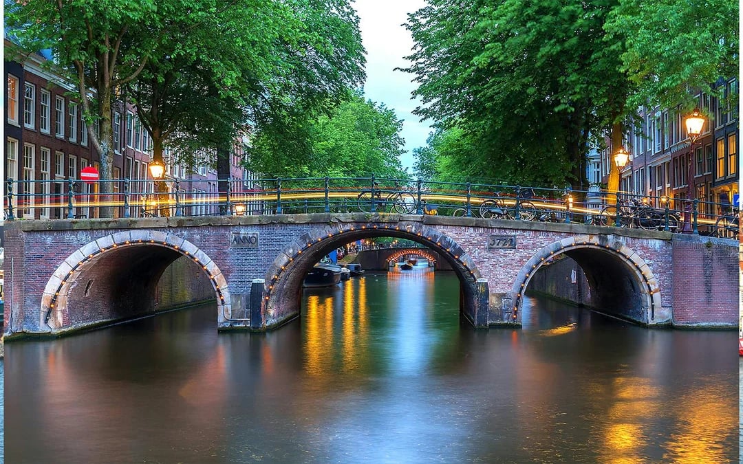 Amsterdam: 75-Min Evening Canal Cruise with Live Guide Image 7