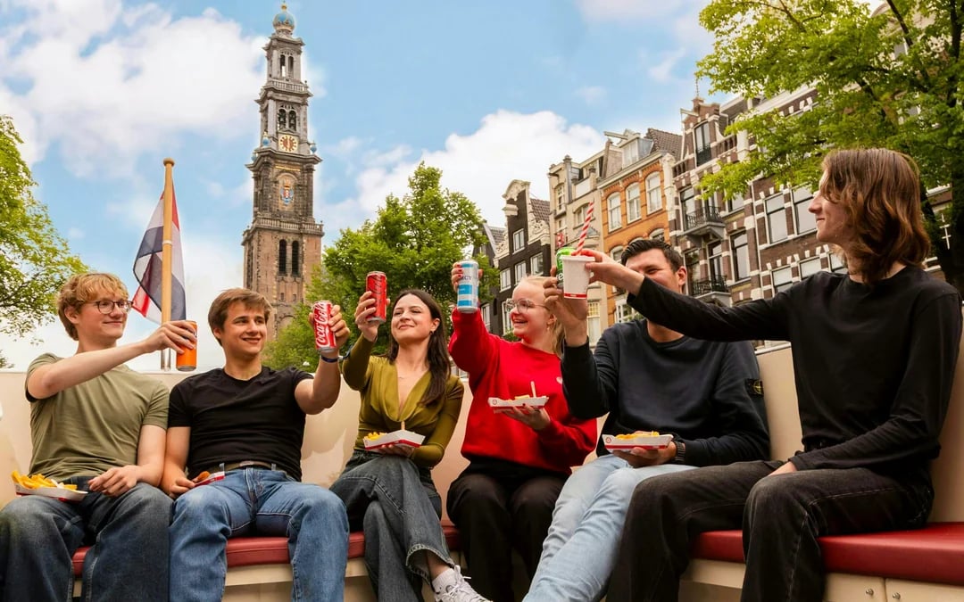 Amsterdam: 90-Min FEBOAT Canal Cruise with Dutch Snacks & Drink Image 6