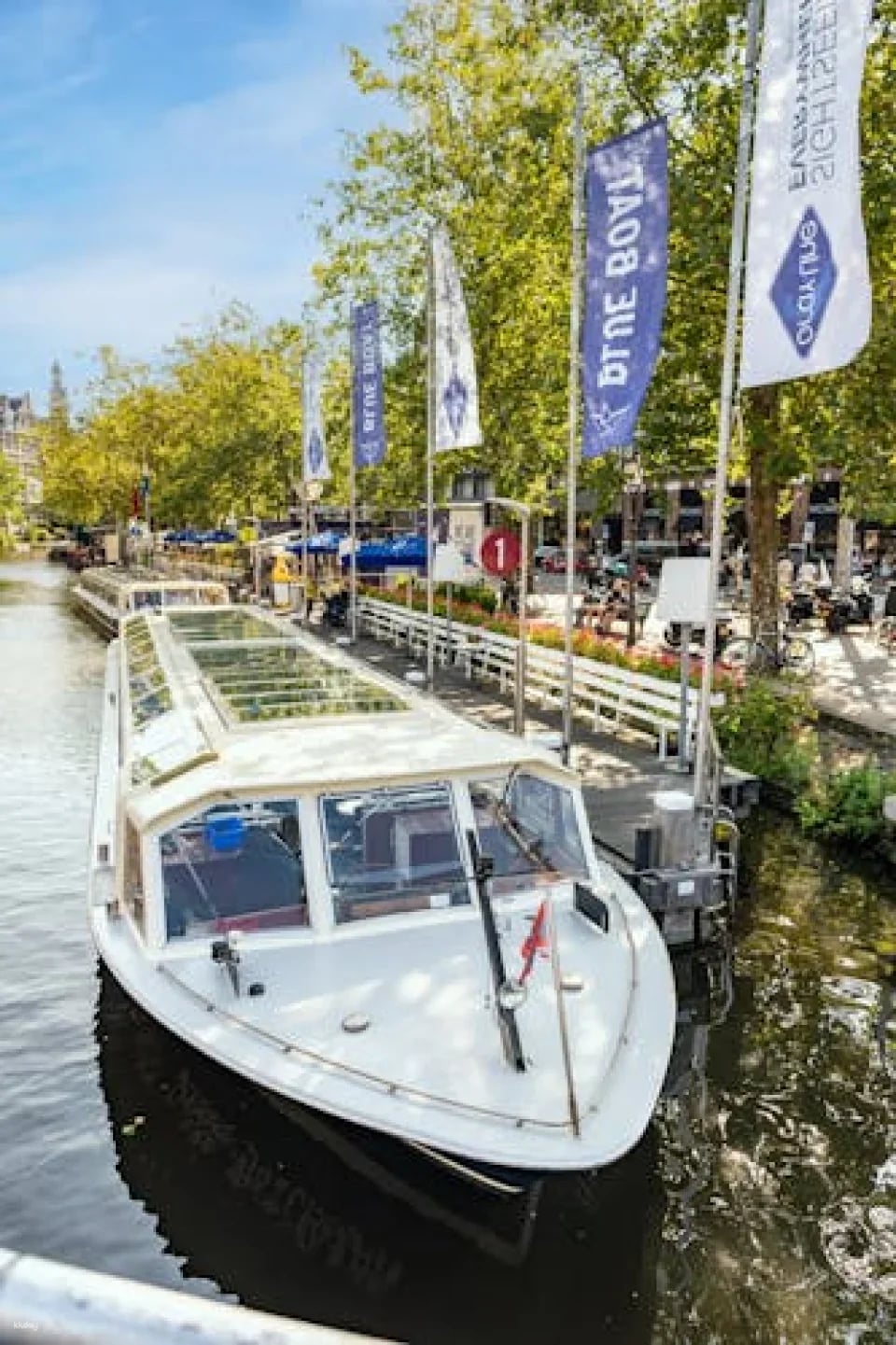 Amsterdam City Canal Cruise and Moco Museum Entrance Ticket