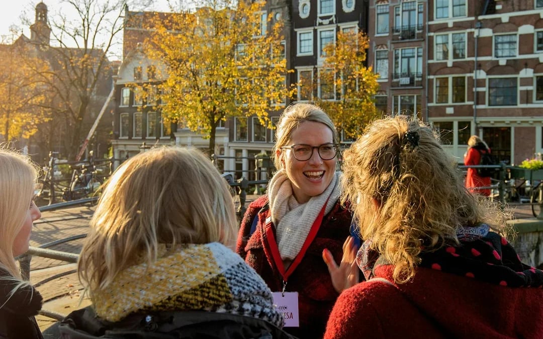 Amsterdam Cultural & Historical Walking Tour in German or English Image 1
