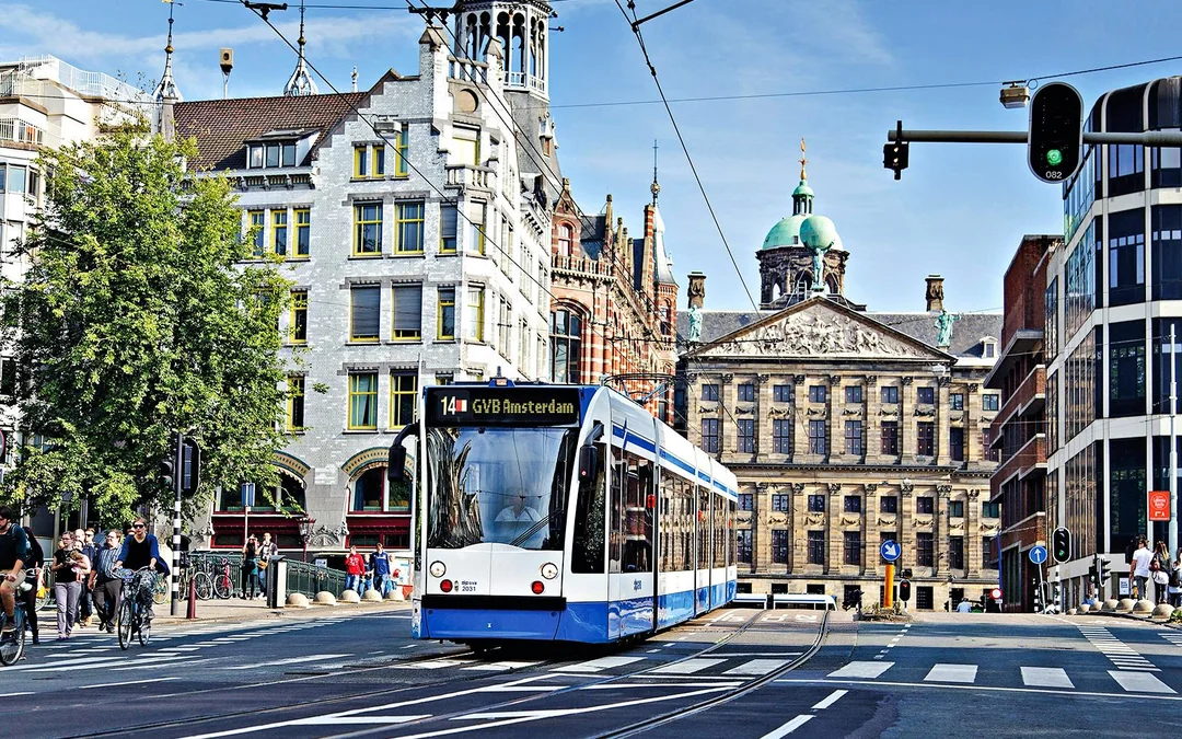 Amsterdam GVB Public Transport Pass with Digital City Audio Guide Image 2