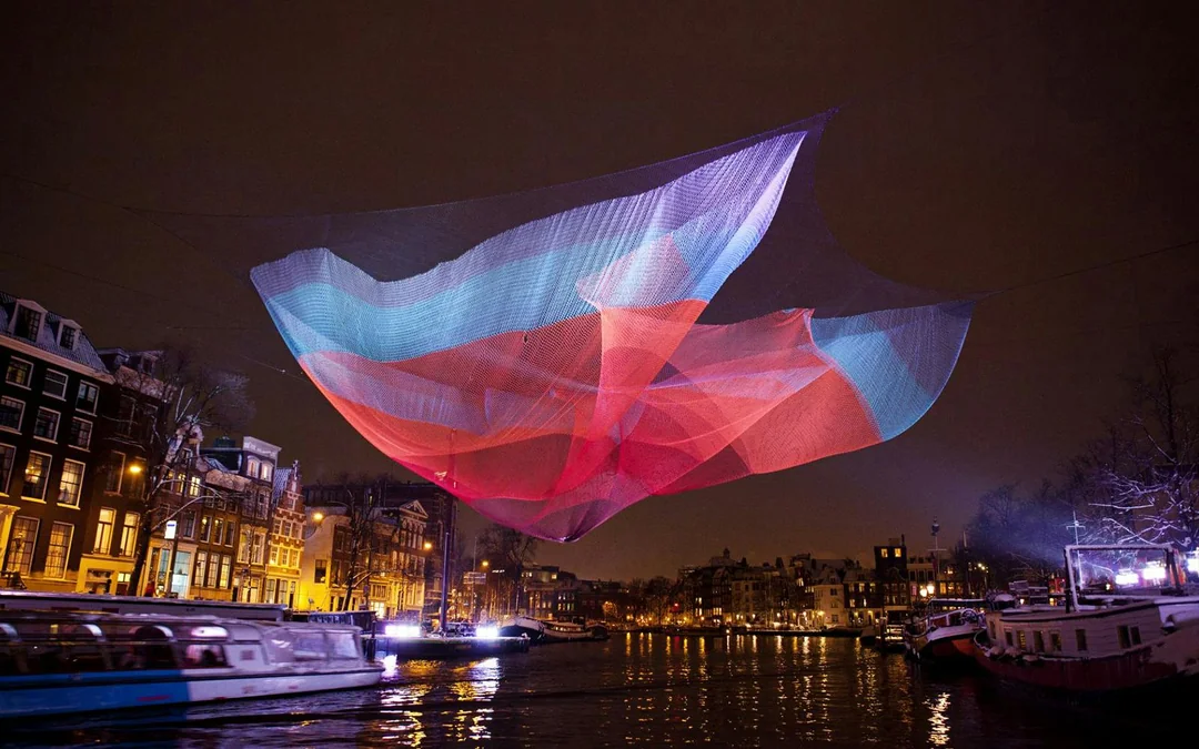 Amsterdam Light Festival: 75-min Luxury Cruise with Optional Unlimited Drinks & Snacks  Image 3