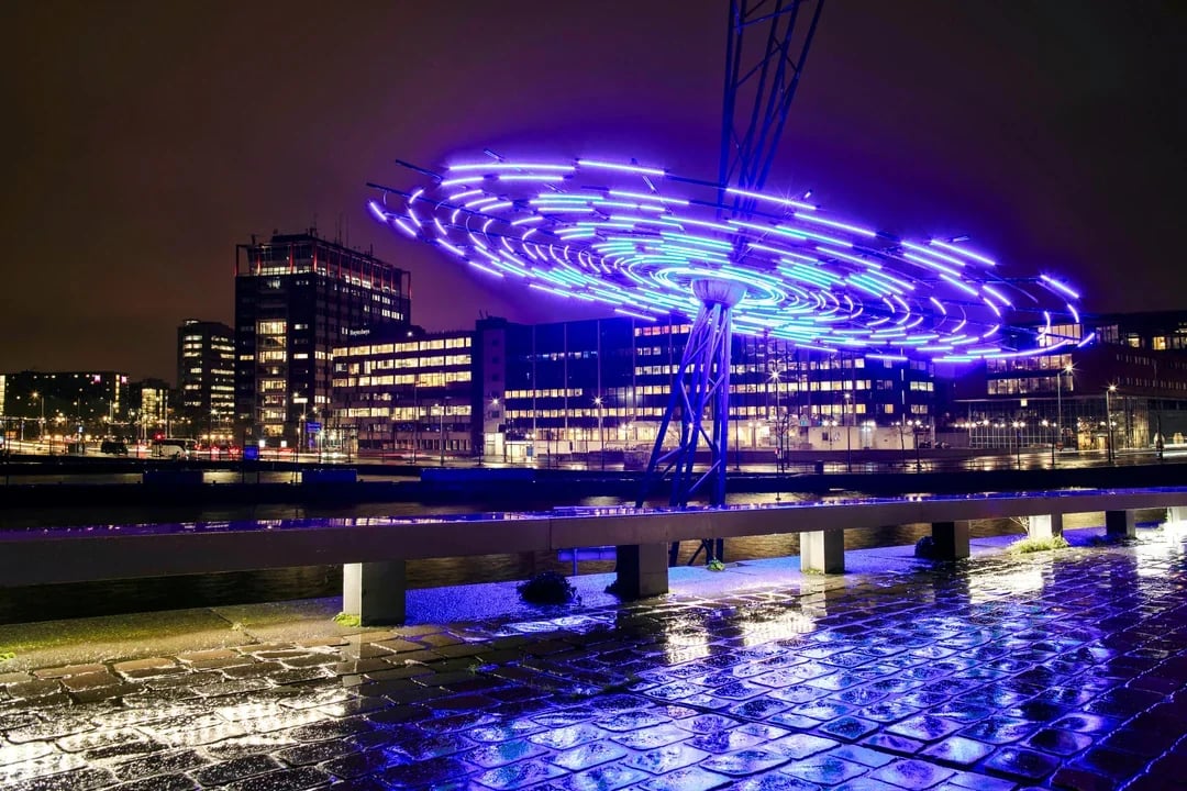 Amsterdam Light Festival: 75-Min Small-Group Cruise with Unlimited Drinks Image 2
