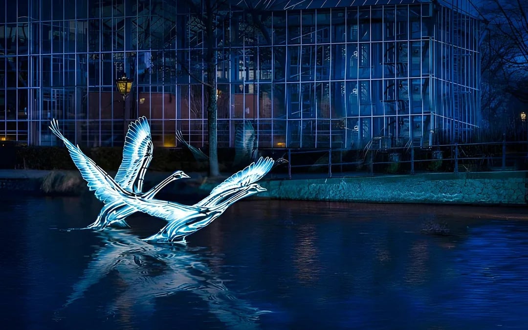 Amsterdam Light Festival Covered Canal Cruise Image 4