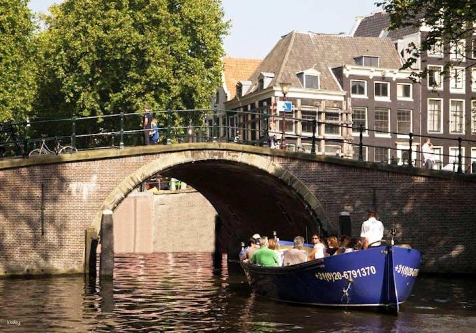 Amsterdam open boat canal cruise