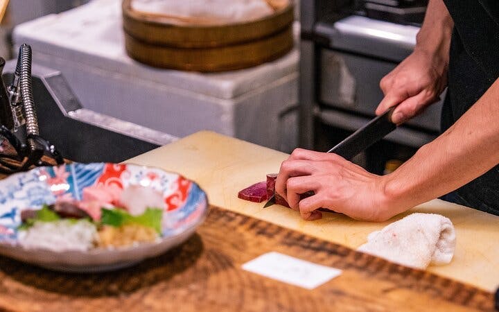 An Award-Winning Izakaya Night Out — Bar-Hop Shibuya Like a Image 3