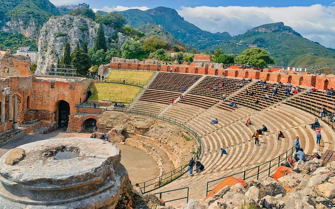 Ancient Theater of Taormina Guided Tour Image 4