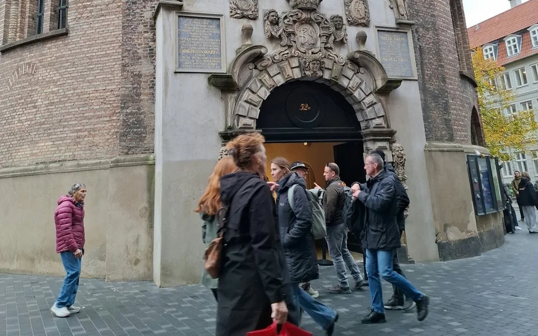 Andersen's Copenhagen: Self-Guided City Exploration Game Image 5