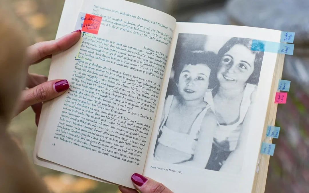 Anne Frank Story and World War II Small-Group Walking Tour Image 6