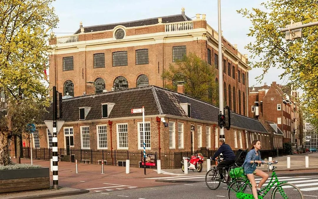 Anne Frank Walking Tour with Jewish Quarter, Synagogue & Museums Visit Image 8