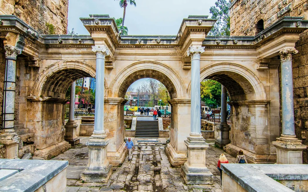Antalya Sightseeing Tour with Boat Ride & Lunch Image 4