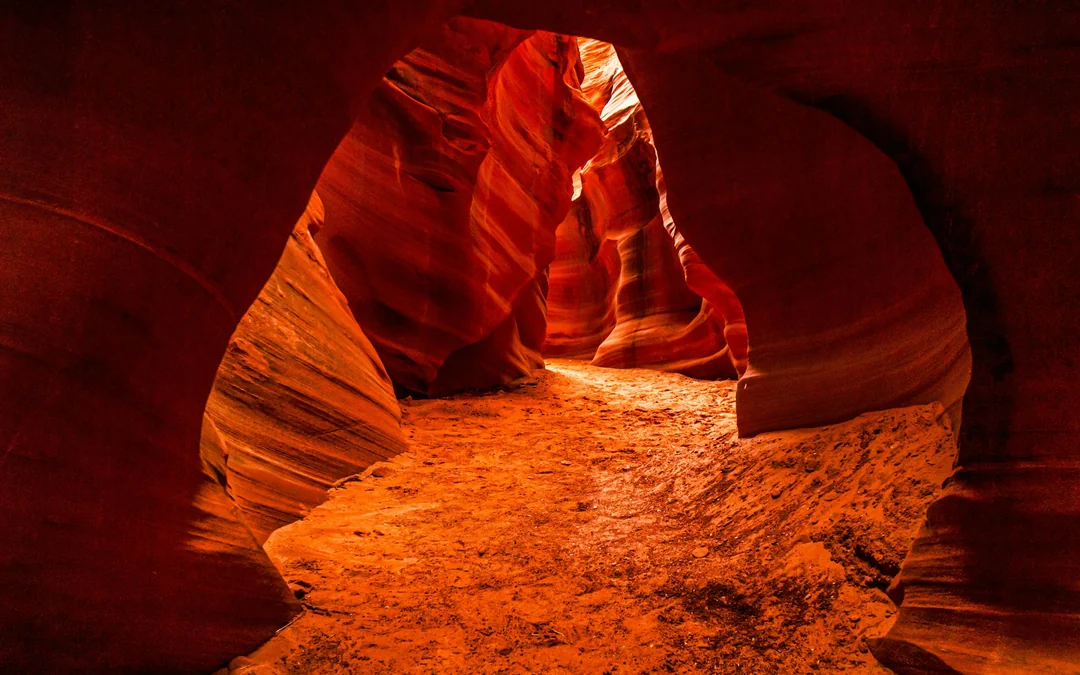Antelope Canyon: Rattlesnake Canyon Tour Image 2