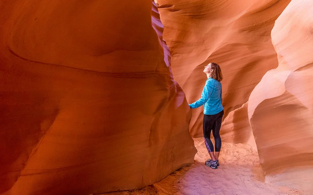 Antelope Canyon Tour with Navajo Guide Image 4