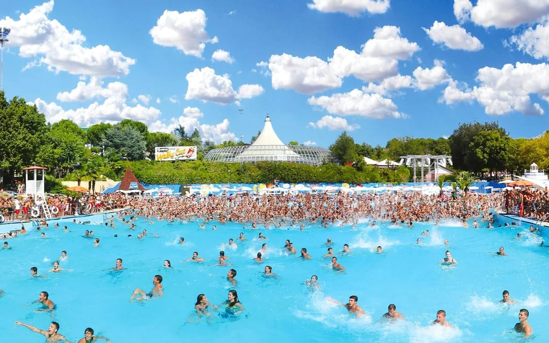 Aquafan Water Park Entrance Ticket Image 1