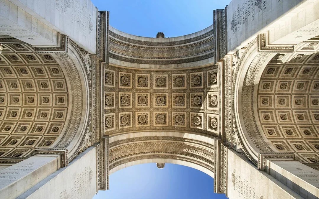 Arc de Triomphe Entry Tickets with Rooftop Access Image 2
