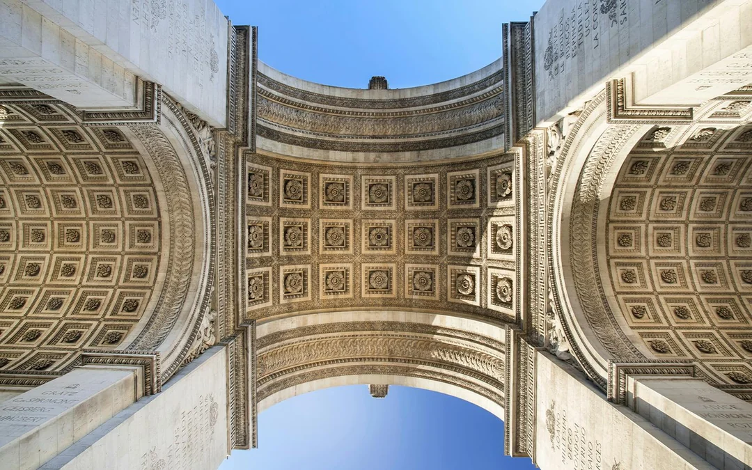 Arc de Triomphe Entry Tickets with Rooftop Access Image 2