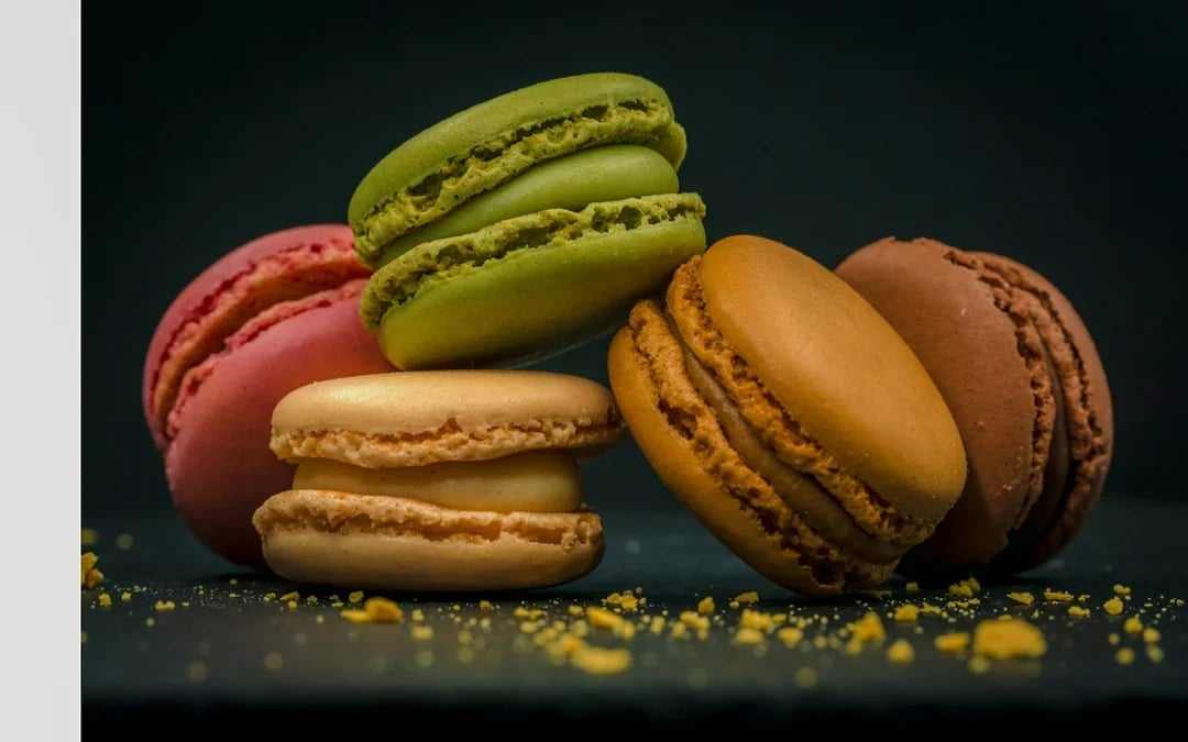Arc de Triomphe Skip-the-Line Guided Tour with Rooftop Access & Macaron Tasting Image 5