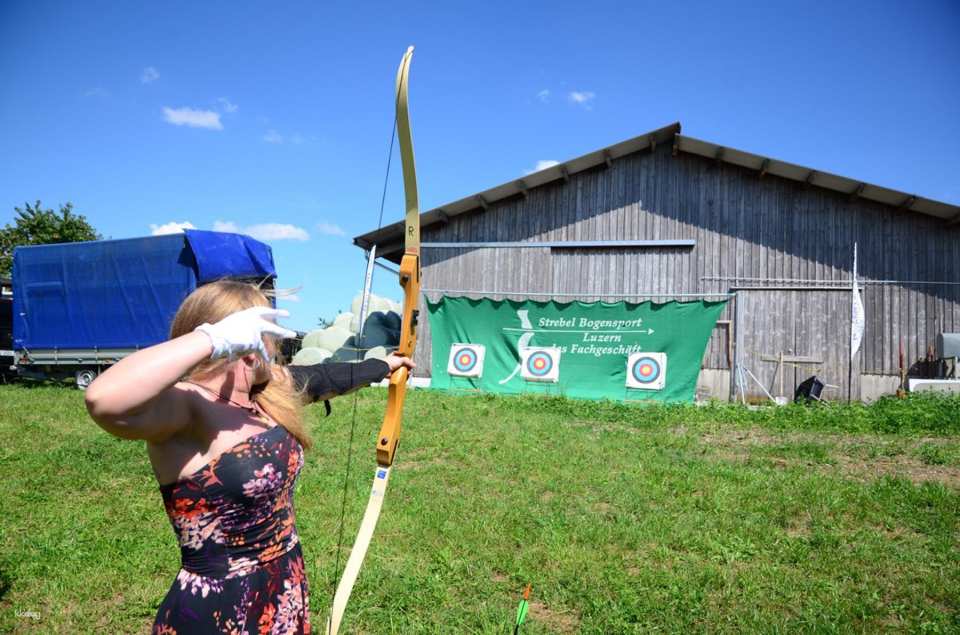 Archery for groups whole Switzerland