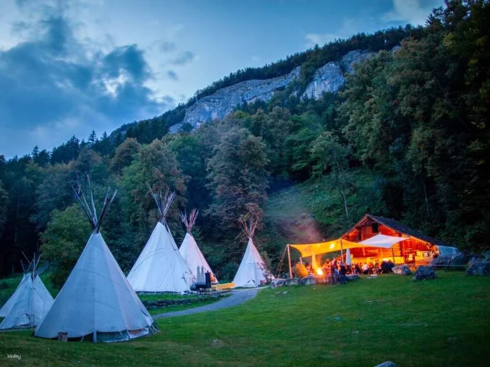 Archery with overnight stay in the tipi village
