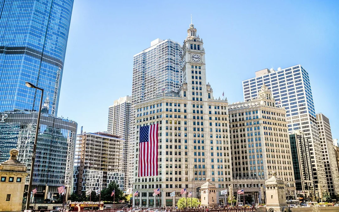 Architecture Center Admission with Must-See Chicago Walking Tour Image 2
