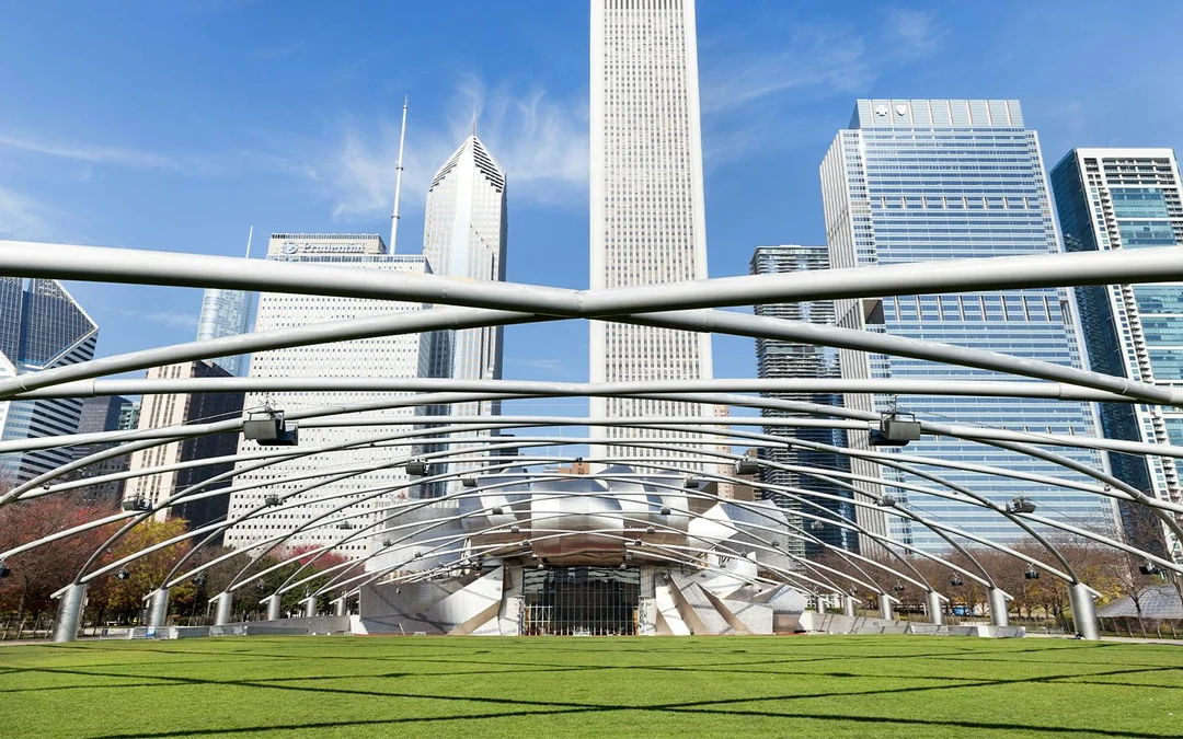 Architecture Center Admission with Must-See Chicago Walking Tour Image 3