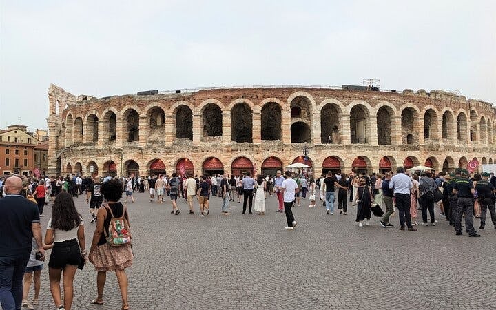 Arena di Verona Opera Ticket with 1 hour guided city tour Image 8