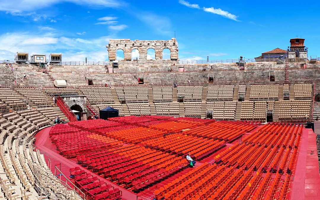 Arena di Verona Skip-the-Line Guided Tour Image 4