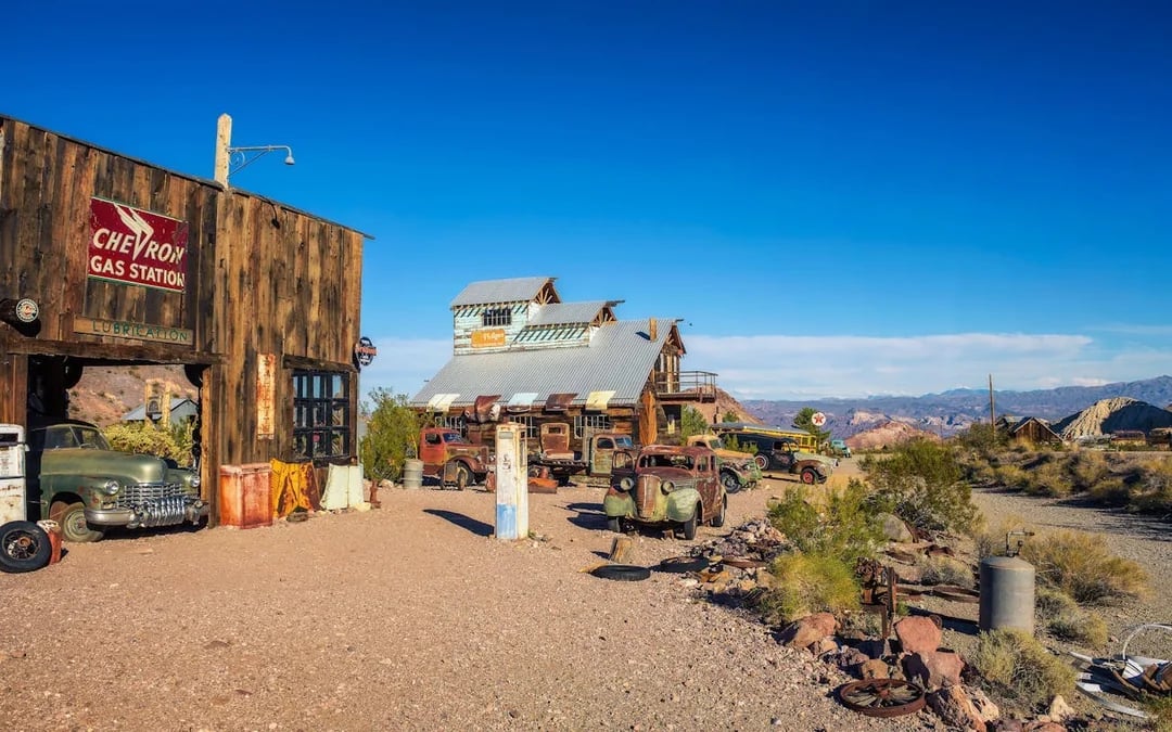 Around Las Vegas Day Tour: Red Rock Canyon, El Dorado Canyon Ghost Town, and Top Area Attractions with Hotel Pickup Image 1