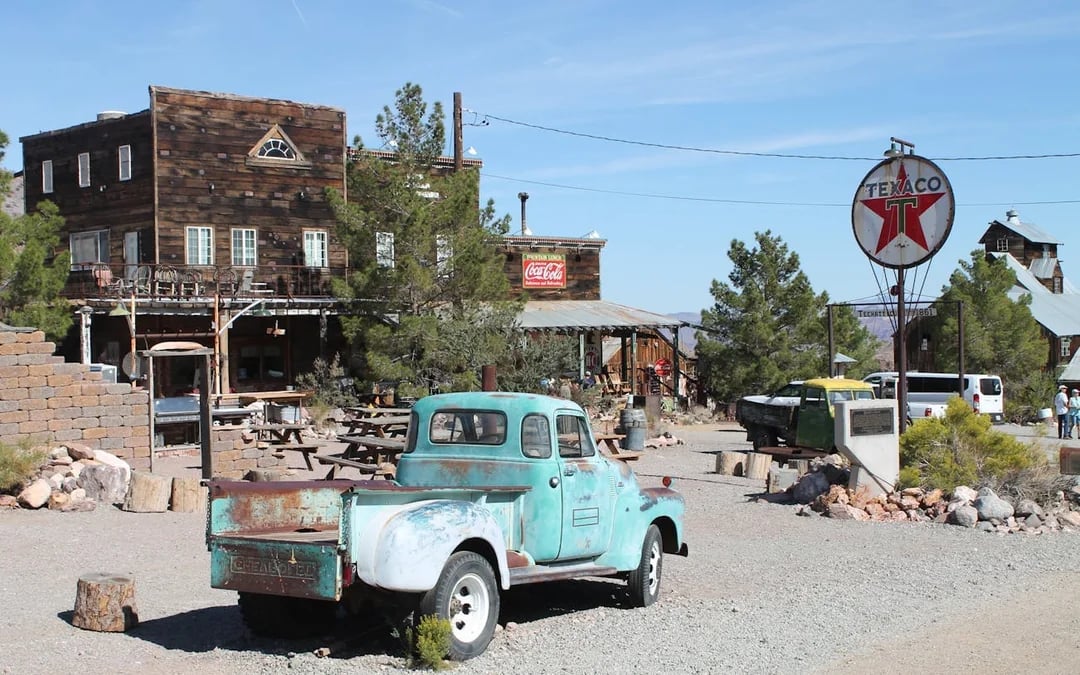 Around Las Vegas Day Tour: Red Rock Canyon, El Dorado Canyon Ghost Town, and Top Area Attractions with Hotel Pickup Image 4