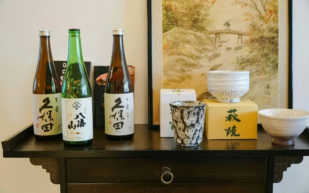 Asakusa Tokyo Sushi Making Class : Sake Ceremony & Whisk Matcha Image 7