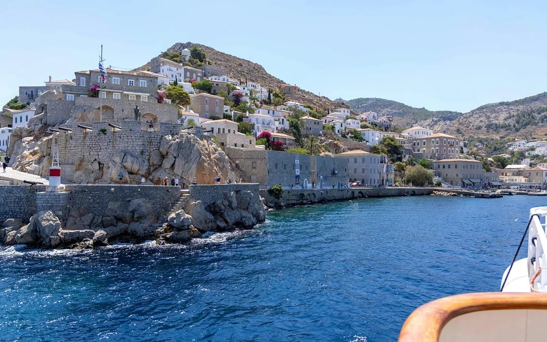 Athens Day Cruise to 3 Islands: Hydra, Poros, Aegina Image 10