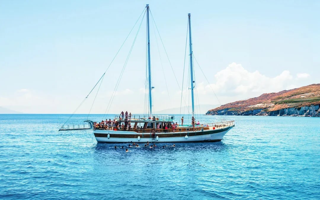 Athens: Full-Day Island Hopping Cruise Tickets with Lunch & Swimming Image 1