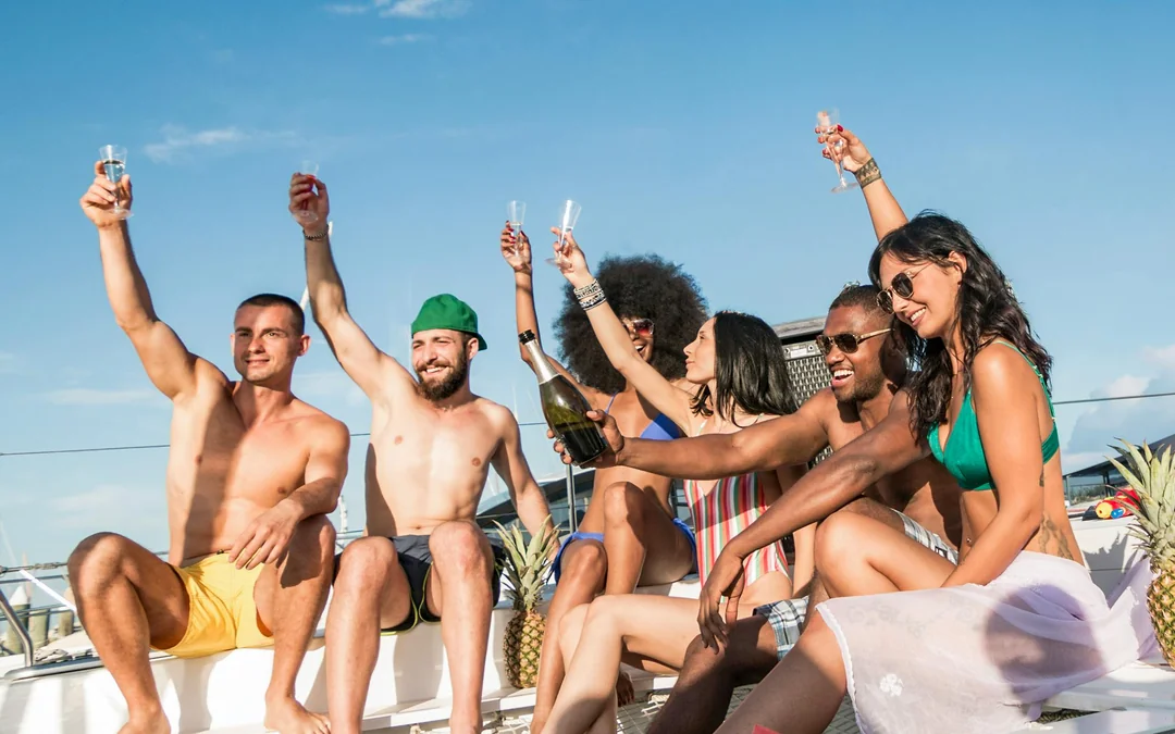 Athens: Full-Day Island Hopping Cruise Tickets with Lunch & Swimming Image 3