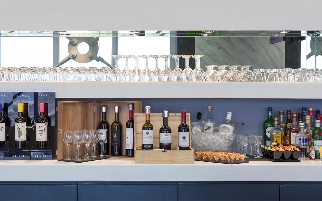Athens International Airport: Goldair Handling Lounge at Hall B Image 3