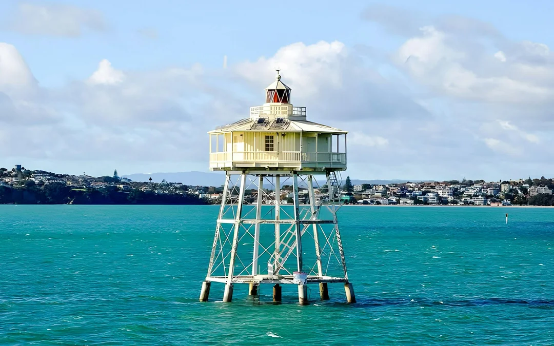 Auckland Scenic Harbour Cruise with Live Commentary Image 2