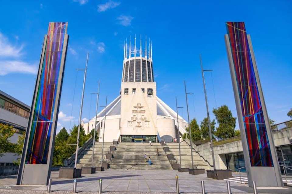 Audio walk through Liverpool's Hope Street