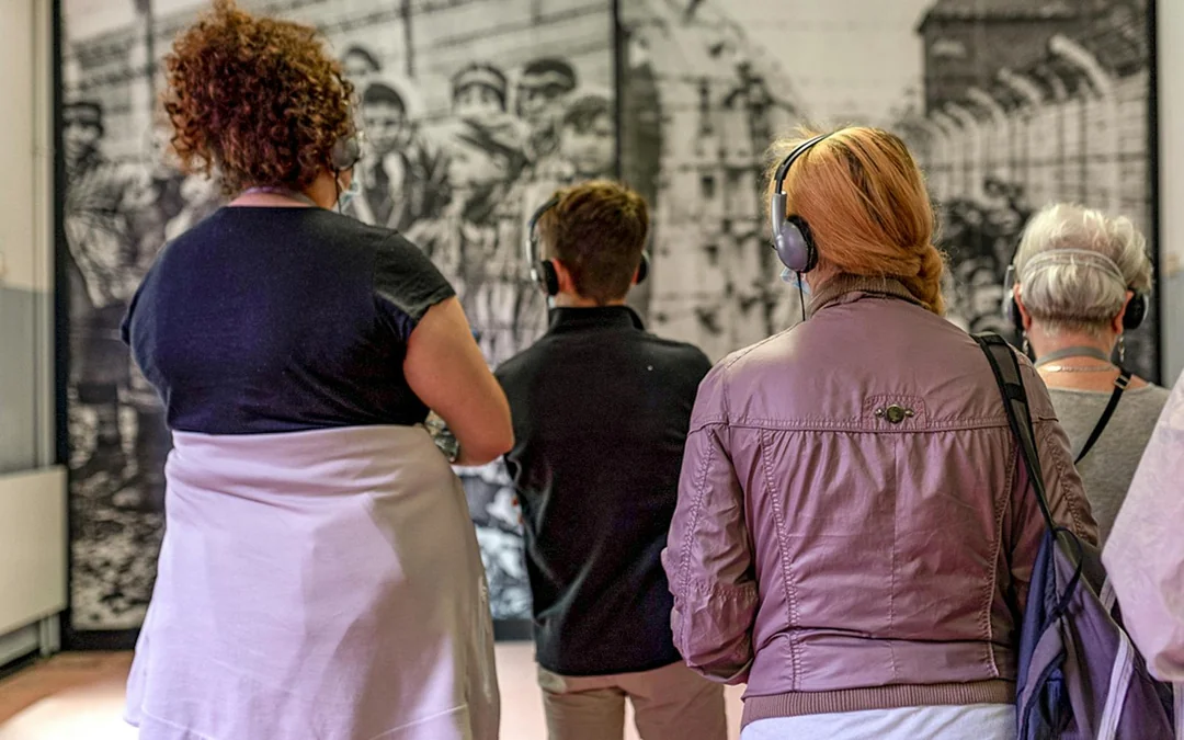 Auschwitz & Birkenau Guided Tour with Transfers & Optional Private Tour Image 3