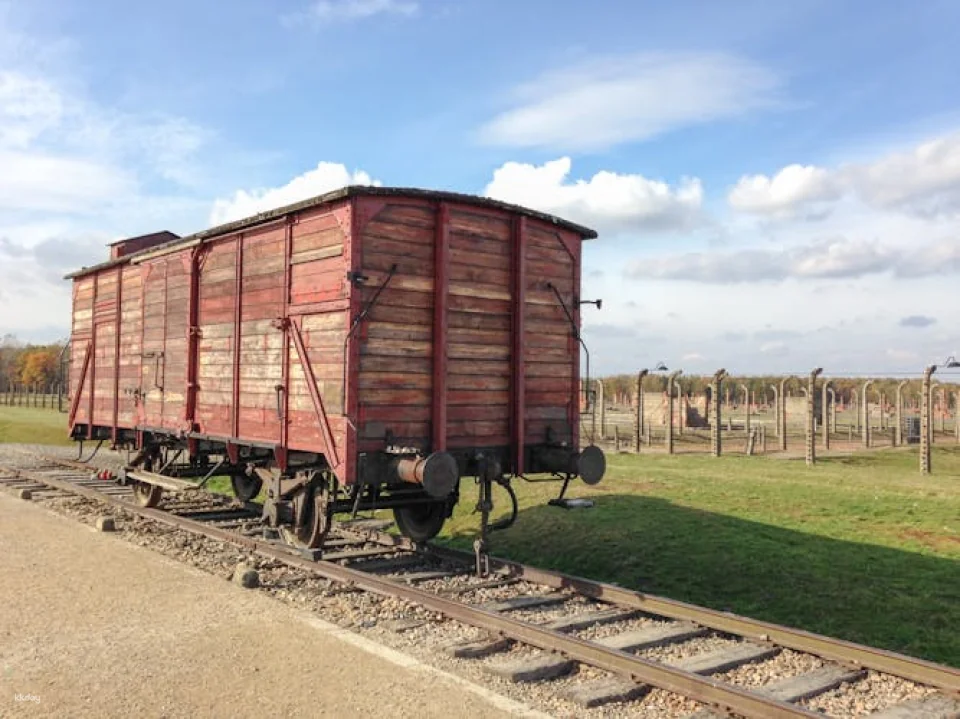 Auschwitz Birkenau guided tour plus fast-track entrance ticket
