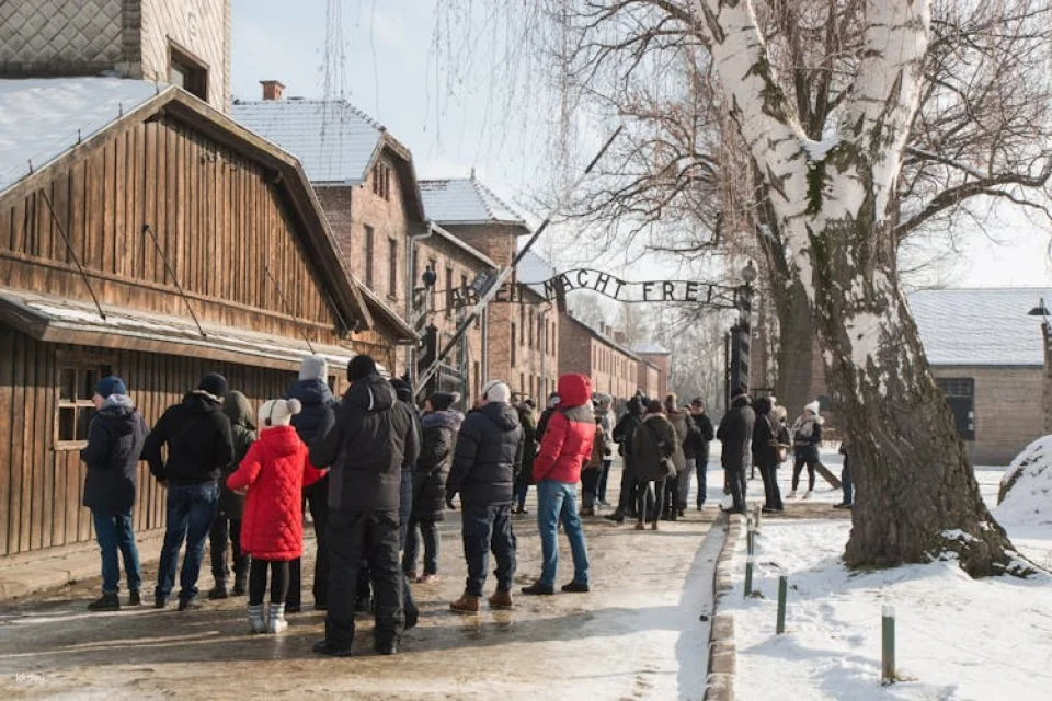 Auschwitz Birkenau guided tour plus fast-track entrance ticket