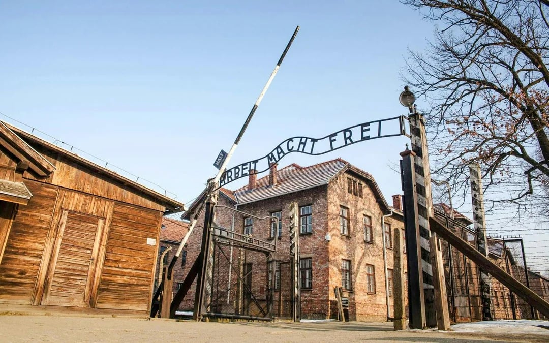 Auschwitz-Birkenau Small-Group Guided Tour with Hotel Transfers Image 2