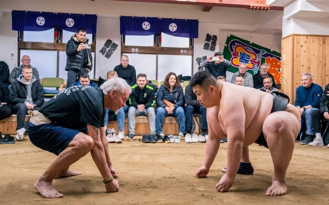 Authentic Sumo Experience in Tokyo: Enter the Sanctuary Image 2