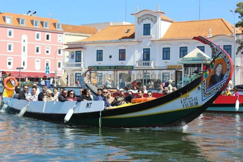 Aveiro guided tour from Porto