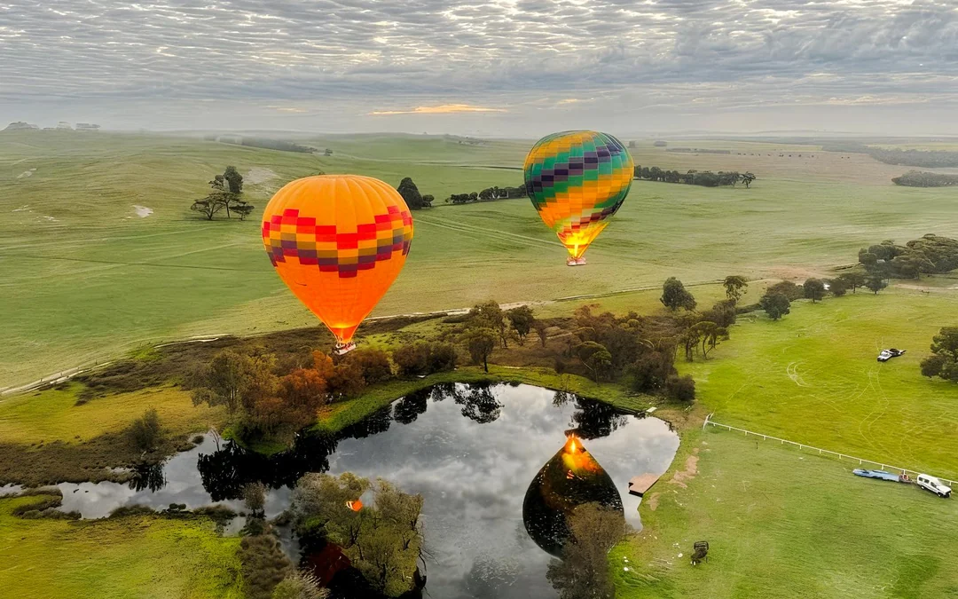 Avon Valley Hot Air Balloon Flight with Breakfast Image 5