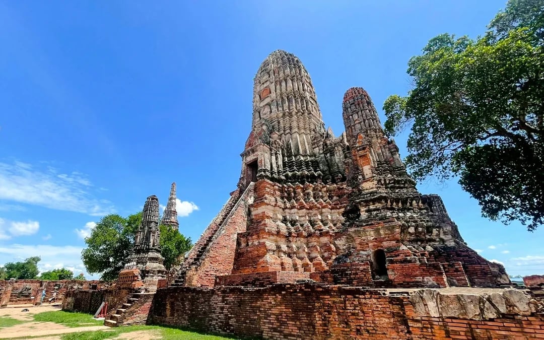 Ayutthaya Historical Park and Bang Pa In Palace Small-Group Guided Tour Image 7