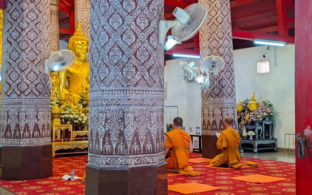 Ayutthaya Historical Park Day Trip with Private Car Transfers and Longtail Boat Tour Image 8