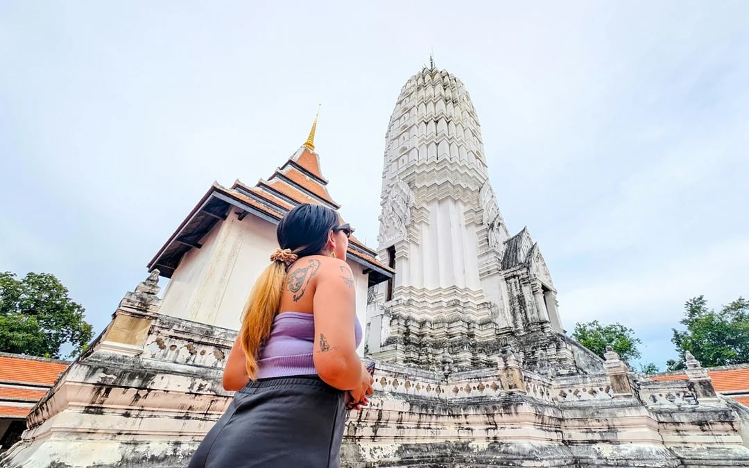 Ayutthaya Private Longtail Boat Cruise with Temple Views on the Chao Phraya River Image 5