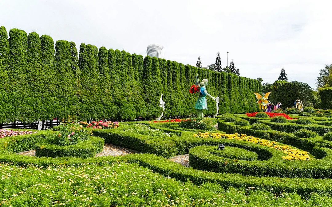 Ba Na Hills and Golden Bridge Day Tour from Da Nang Image 12