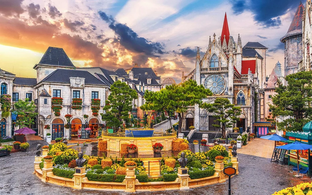 Ba Na Hills and Golden Bridge Day Tour from Da Nang Image 4